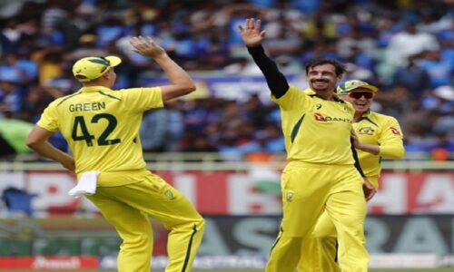 Australia vs India in 2nd ODI Australia Thrash India by 10 Wickets